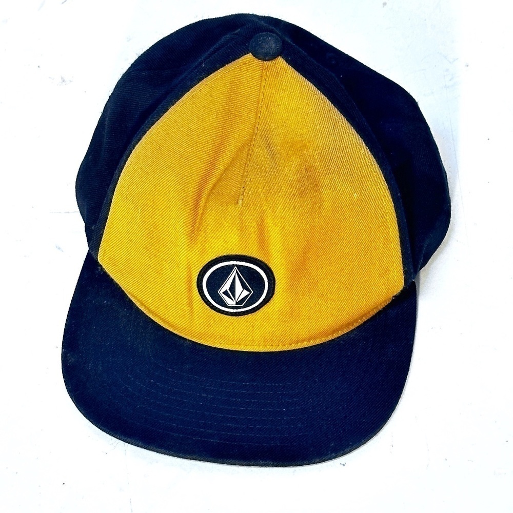 Vintage Volcom Snapback Trucker Skate Surf Hat Cap